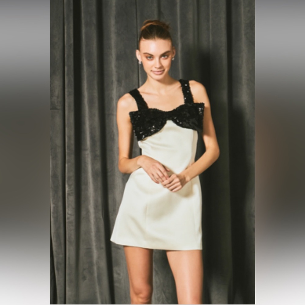NWT Elegant White Mini Dress with Black Sequin Bow Detail bride